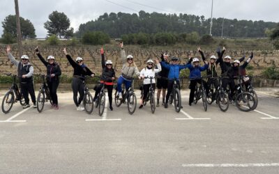 Jornada de cohesió dels equips de SMP amb bicicletada i calçotada al Penedès